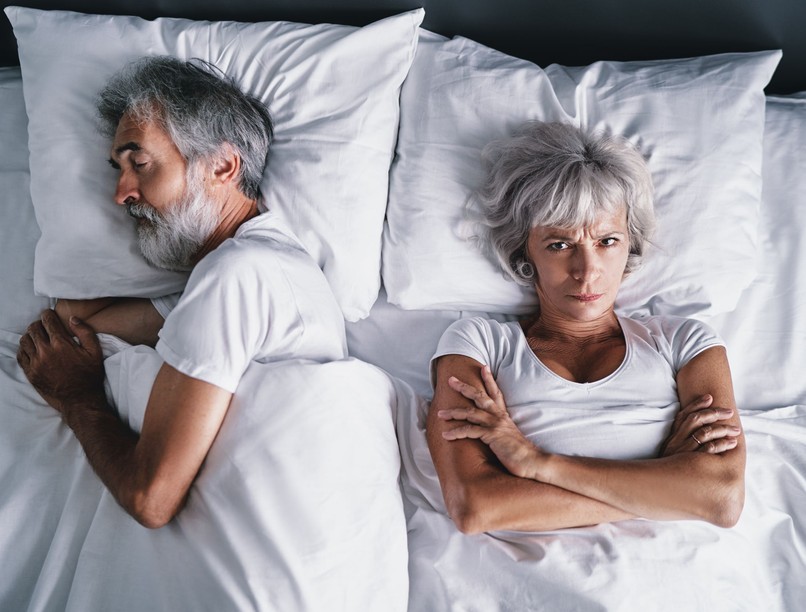 horkolás, időskor, alvás, alvási apnoe