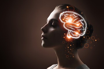 Azt hitte csak másnapos, de agydaganat okozta a fiatal lány tüneteit - így derült fény rá