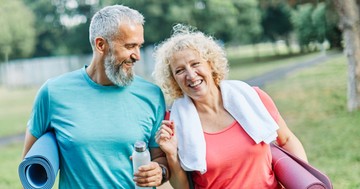  Sem az úszás, sem a Pilates: ez a legjobb testmozgás 60 év felett! Erősíti a csontokat és segít jobban aludni 