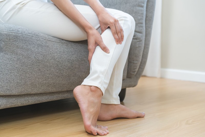 Izomrángás és hidegségérzés – ez lehet ALS? Az orvos válaszol