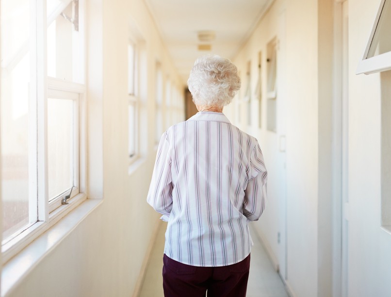 idős nő, koronavírus