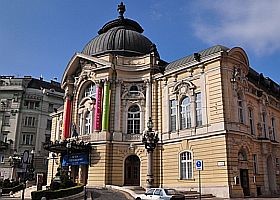 Színházzal - a beteg gyermekekért!