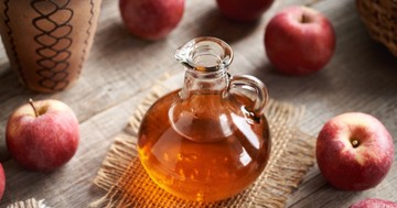  7 ok, amiért érdemes lefekvés előtt almaecetet fogyasztani 