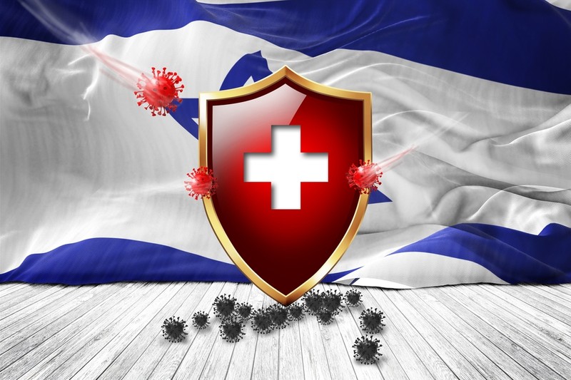 Megtízszerezte az oltottak védelmét a harmadik oltás Izraelben