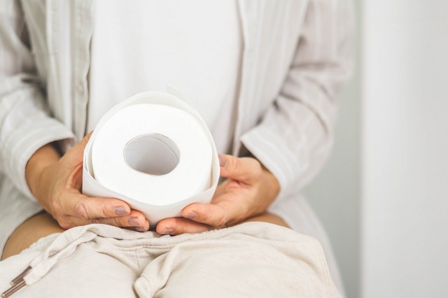 Véres széklet: mikor ártalmatlan, és mikor súlyos betegség előjele?