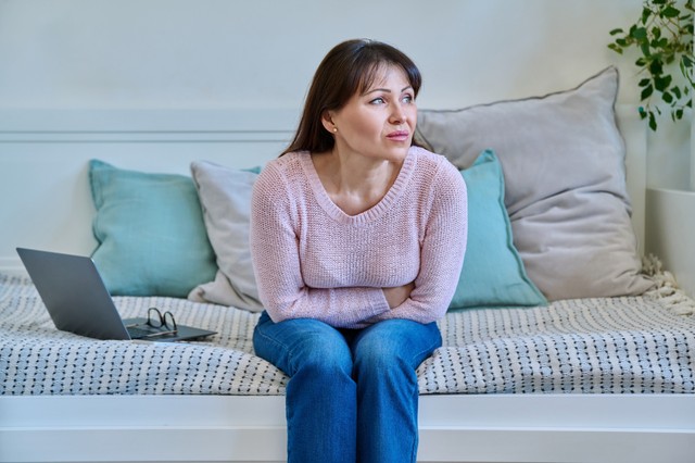 Fehér folyás és alhasi görcsök: endometriózis is okozhatja