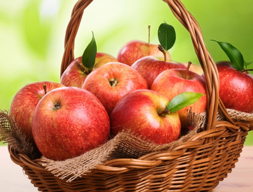 apple-fruit-wallpapers-free