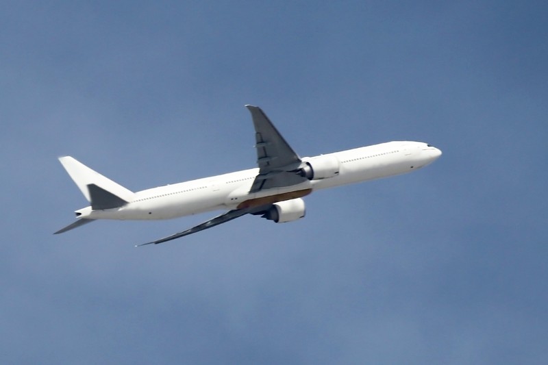 Koronavírus: az Airbus is arcpajzsokat gyárt