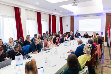 A Mellrák Koalíció fő célja, hogy az egészségügy, a gazdaság és a média közös társadalmi felelősségvállalásával növelje a felvilágosítást, a koraszűrési ügyet, és mért egészségkultúrát erősítse.