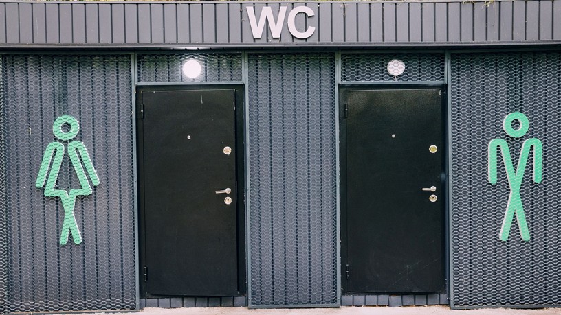 wc mosdó használat idegen helyen