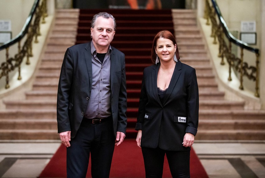 Oberfrank Pál György, Topolcsányi Laura