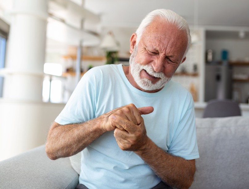 köszvény reuma hasonló tünetek ízületi gyulladás kezelése