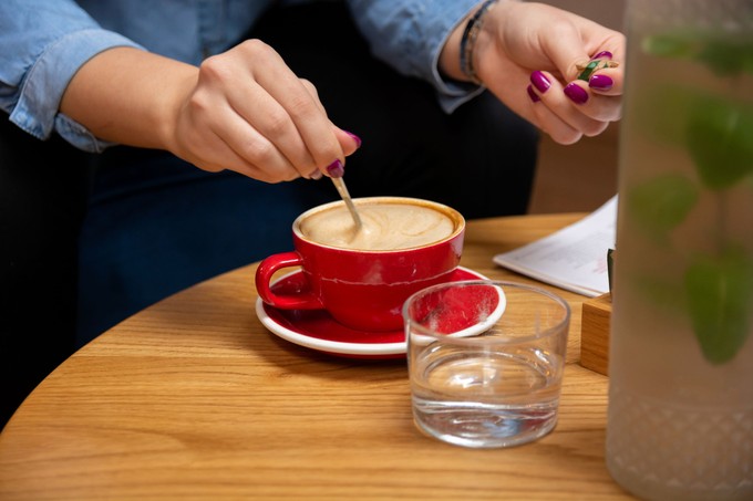 Ez a legrosszabb időszak a kávéfogyasztásra - a tudósok azt is elmagyarázzák, hogy miért! című cikk nyitóképe