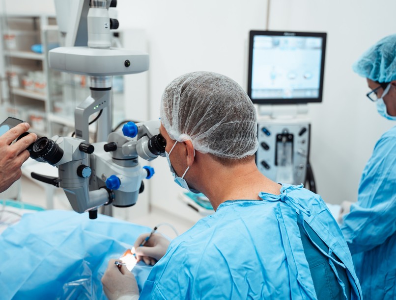 fülkagyló-helyreállító műtét Heim Pál kórház