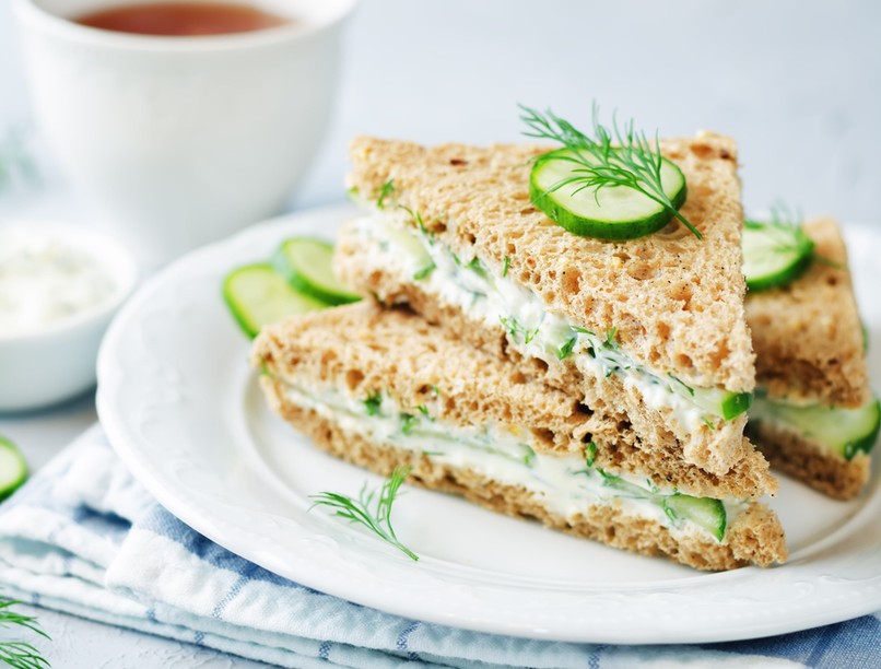 uborkás szendvics, reggeli, kánikula, hidratálás, 