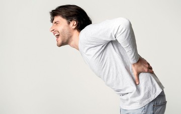 Vesekőhajtás után el lehet utazni nyaralni? Az orvos válaszol