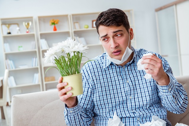 Ezekkel az ételekkel vigyázzon, ha allergiás a fűfélékre