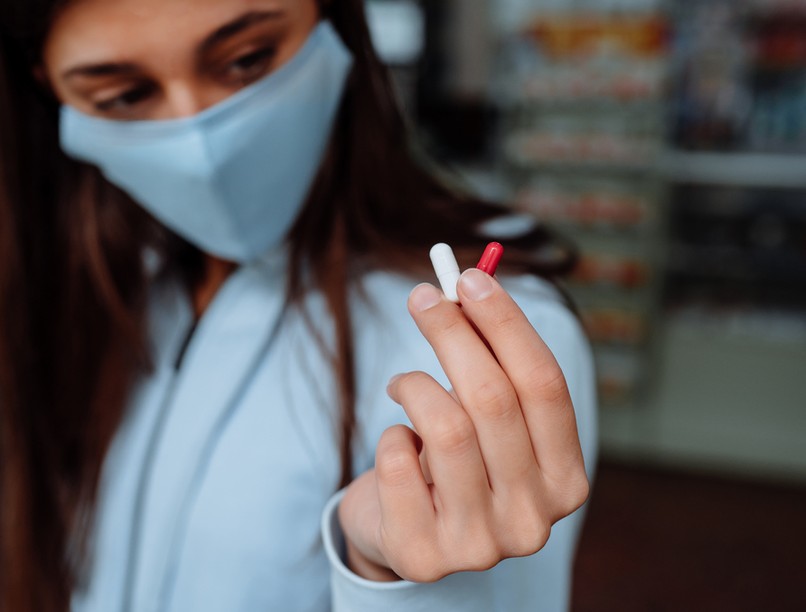 covid, koronavírus, antibiotikum, klaritromicin