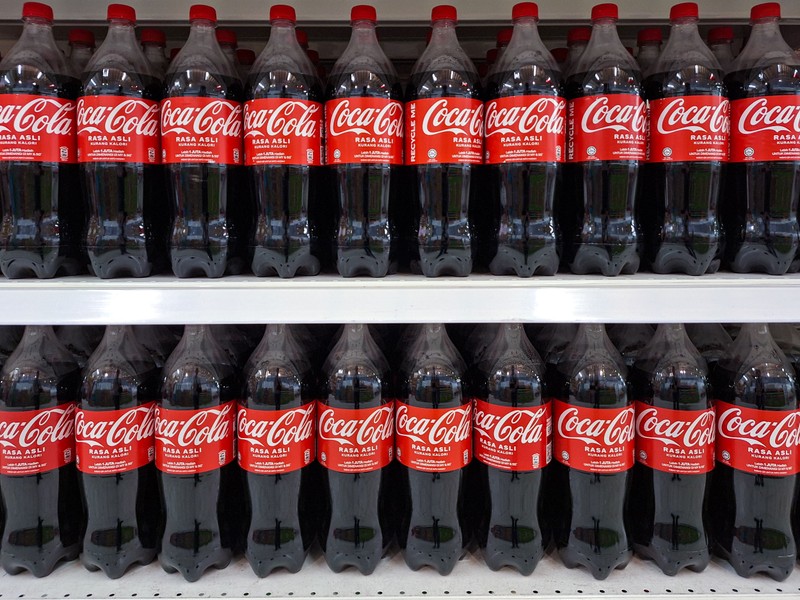 A Coca-Cola kénytelen meghajolni a fogyasztók akarata előtt