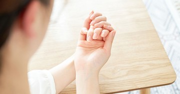 A körmök is figyelmeztethetnek a magas koleszterinszintre: ezekre a jelekre érdemes odafigyelni