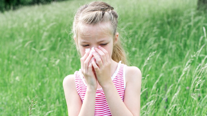 allergiás asztma tünetei gyerekeknél köhögés nehézlégzés pollen
