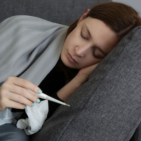 Hőemelkedés, levertség, izzadás: a nyirokrák korai tüneteit megfázásnak is gondolhatjuk című cikk nyitóképe