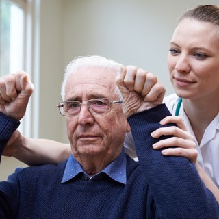 Agyvérzés után: ezek a terápiák segíthetnek a rehabilitációban című cikk nyitóképe