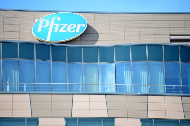 Megkapta az EU áldását a Pfizer módosított koronavírus-oltása