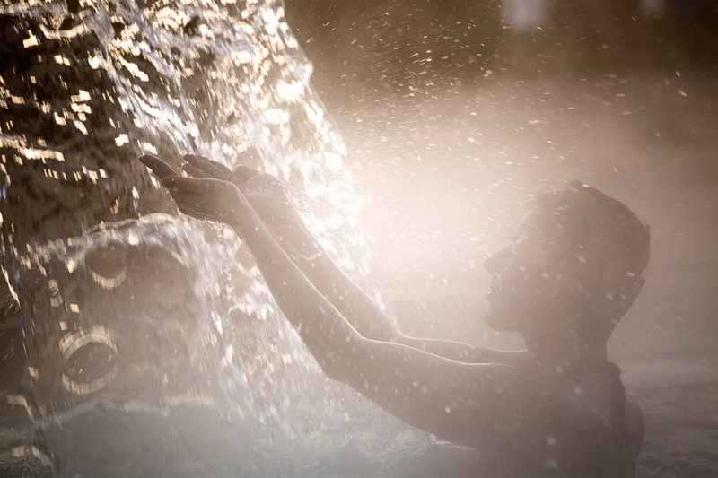 Akár minden 2. fürdőt lehet, hogy be kell zárni ősszel a magas rezsi miatt