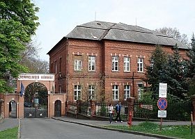 Szklerózis multiplex-klinika J.K. Rowling adományából