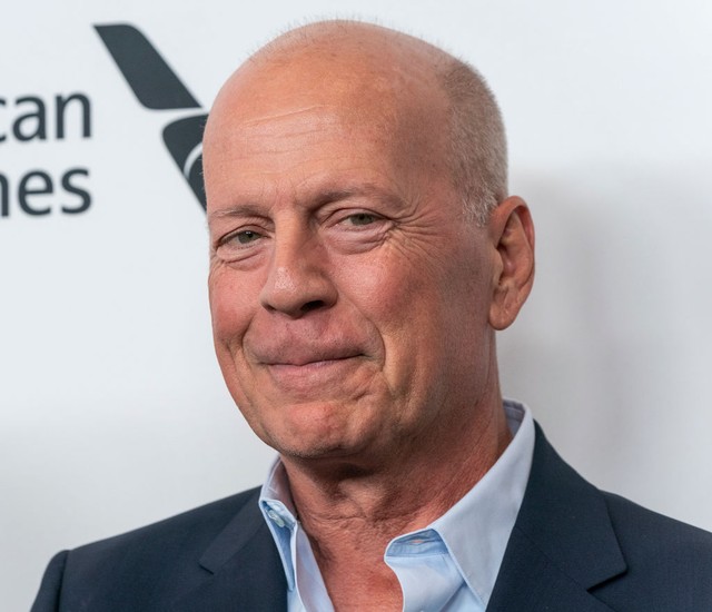 Bruce Willis felhagy a színészkedéssel, afáziát diagnosztizáltak nála