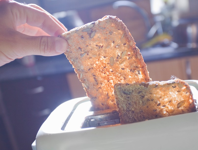 kenyér, pirítós, égetett, vakcinainfó - az orvos válaszol