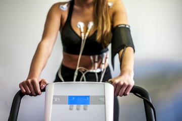 Terheléses EKG: mikor lehet veszélyes a szívre?