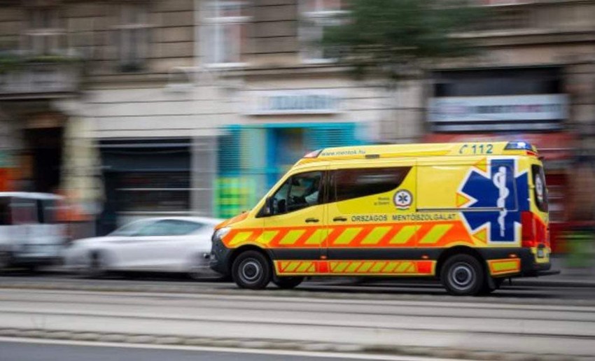 A bejelentők megvizsgálták a betegeket, akik ekkor már nem lélegeztek.