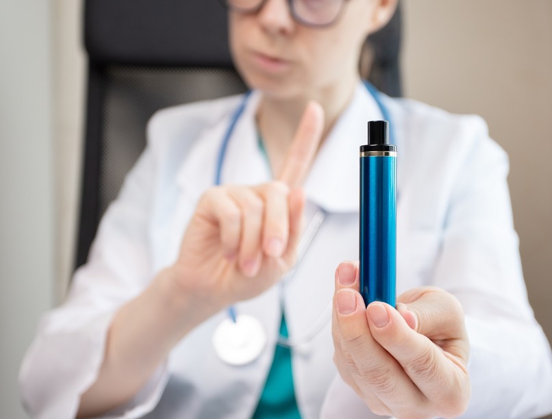 nikotinos e-cigi  veszélyei