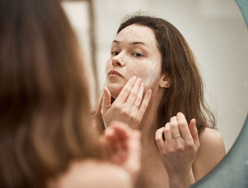 Ön mennyi ideig mossa az arcát? Szakértők szerint ennyi ideig kéne