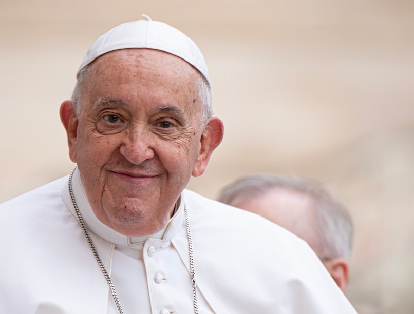 Vatikán Ferenc pápa életveszély