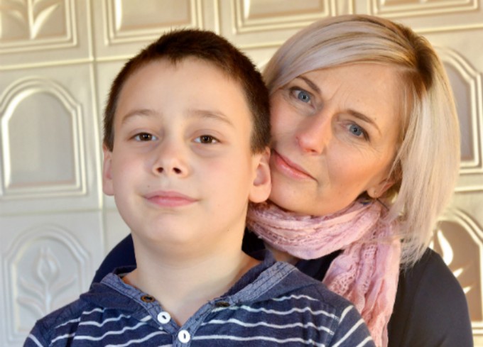 Anyai szeretet: a gyermekemért mindent! című cikk nyitóképe