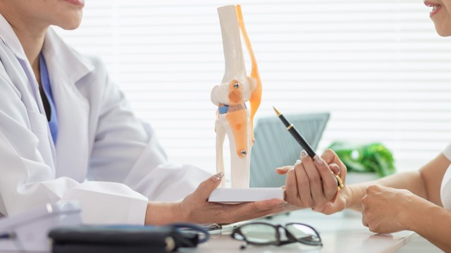 Burzitisz (nyáktömlő-gyulladás) tünetei, vizsgálata és kezelése