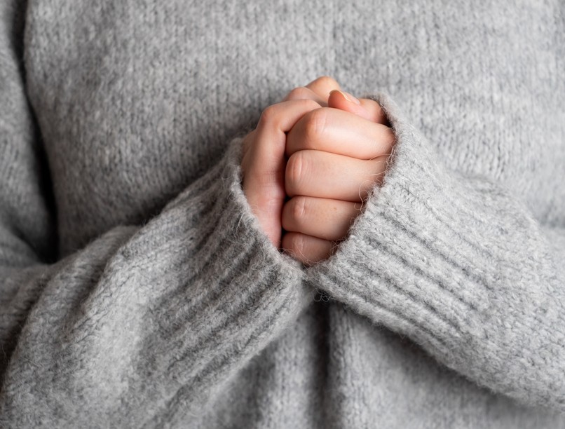 hideg végtagok oka stressz