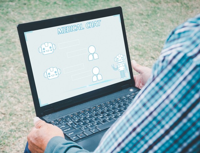 A ChatGPT válaszai empatikusabbnak tűnnek az orvosok rövid, lényegretörő válaszainál