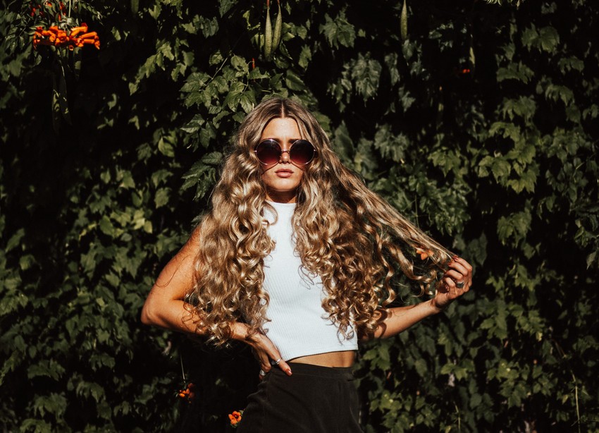 Milyen hátrányai és előnyei vannak a száraz samponnak?