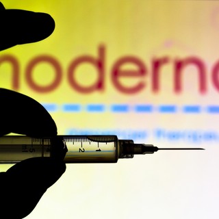Koronavírus: a Moderna vakcinánál is lezárult az engedélyezés című cikk nyitóképe