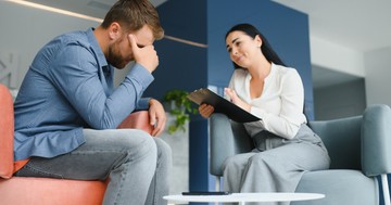  Mit tesz az aggyal 14 év alkoholfüggőség? Ádám története megmutatja a józanság igazi arcát 