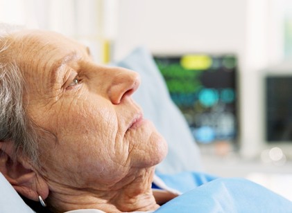 „A beteg szeme elárulja, mi fog történni” – mit lát egy hospice munkatárs a halál előtti órákban? című cikk nyitóképe