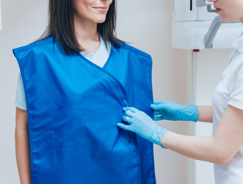 sugárzás, ólommellény