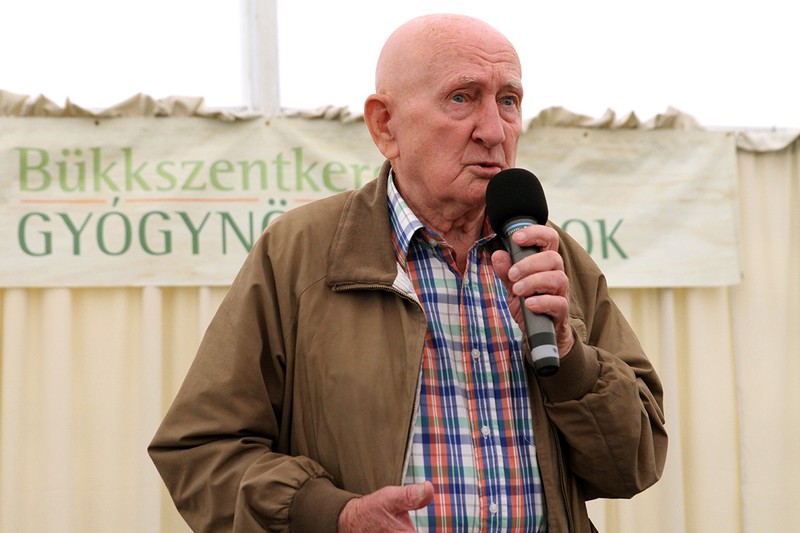 Szívvel-lélekkel, gyógynövényekkel várja Gyuri bácsi a Bükkszentkereszti Gyógynövénynapok látogatóit