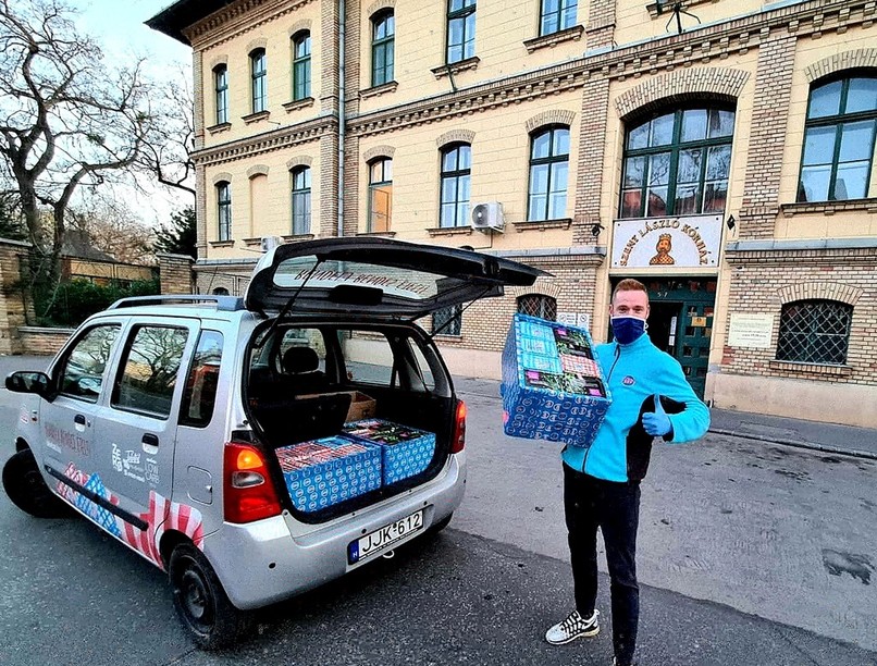 A Teletál heti ezer adag étellel segíti az egészségügyi dolgozókat