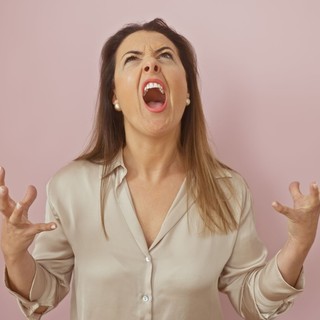 Pillangóölelés, néma kiáltás, tudatos séta – módszerek, melyekkel percek alatt csillapíthatja a stresszt  című cikk nyitóképe