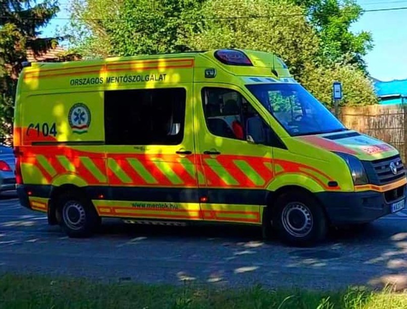 mentő, mentők, újraélesztés, kaposfő